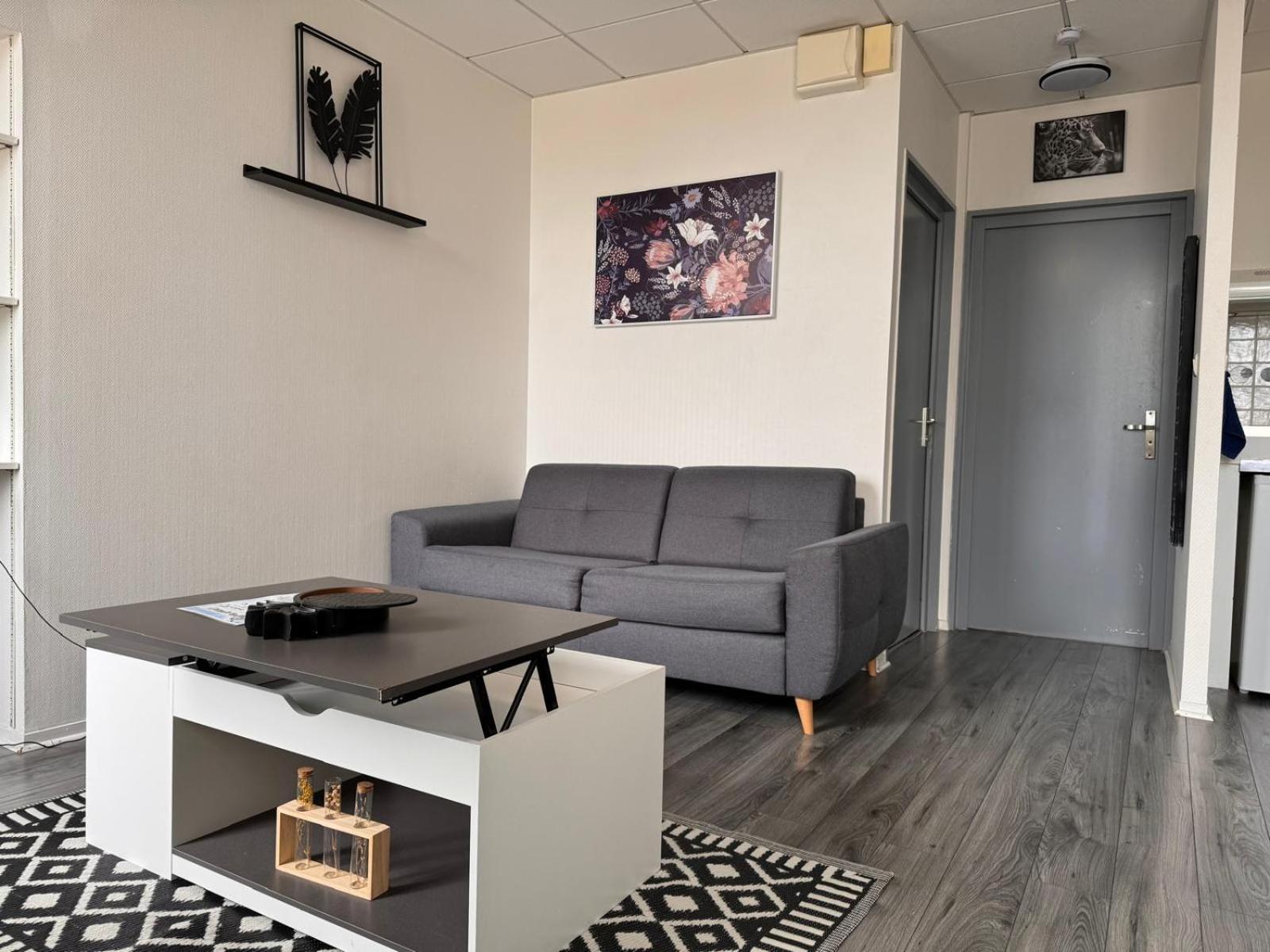 Myvi Cognac Apartment Luaran gambar